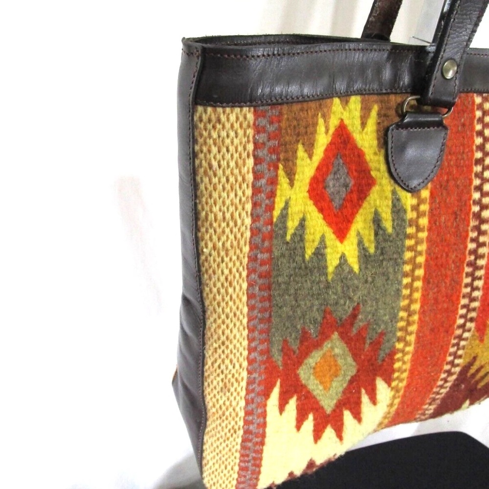 Large Southwestern Aztec Wool & Leather Shoulder Tote Handbag - Picture 3 of 11